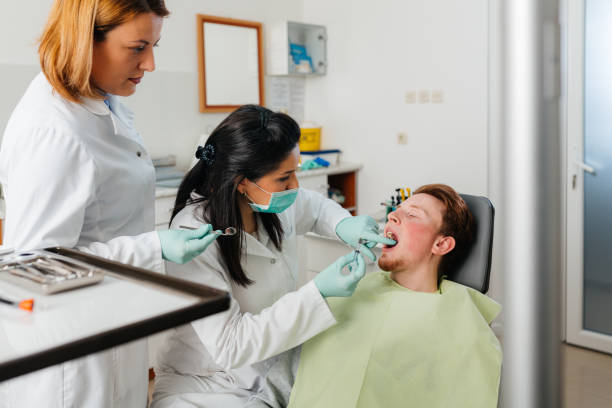 Best Emergency Cosmetic Dentistry (e.g., broken veneers) in Sioux Center, IA